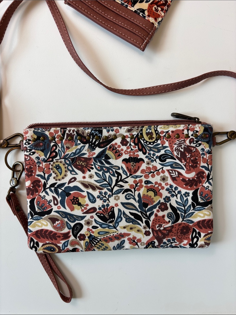 Sakroots Brown Floral Multi-Pouch Crossbody Set - Picture 6 of 10